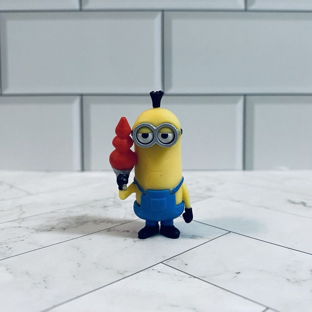 Kinder Surprise Despicable Me:  Minion Kevin